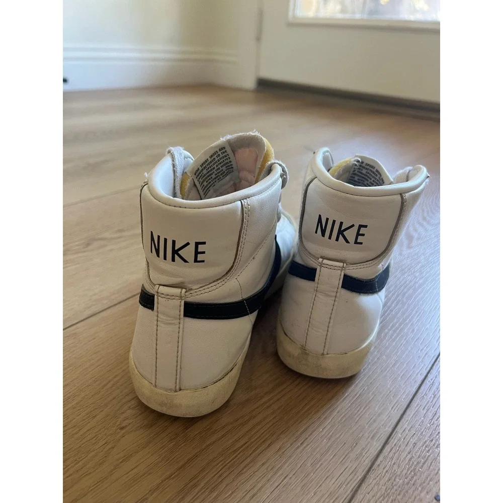 Nike Blazer Mid 77 Vintage White Black‎ Leather High Top Womens Shoes